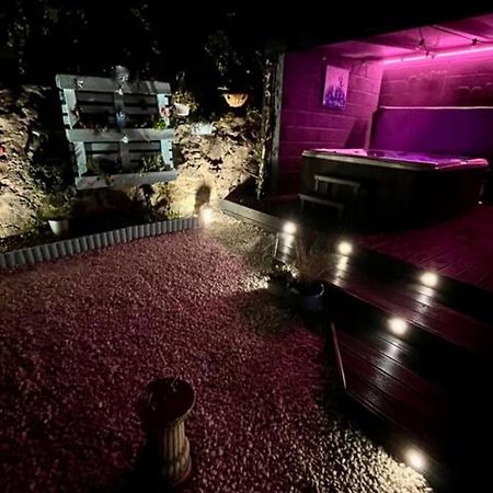 The Holiday Hoose Kinghorn Esterno foto
