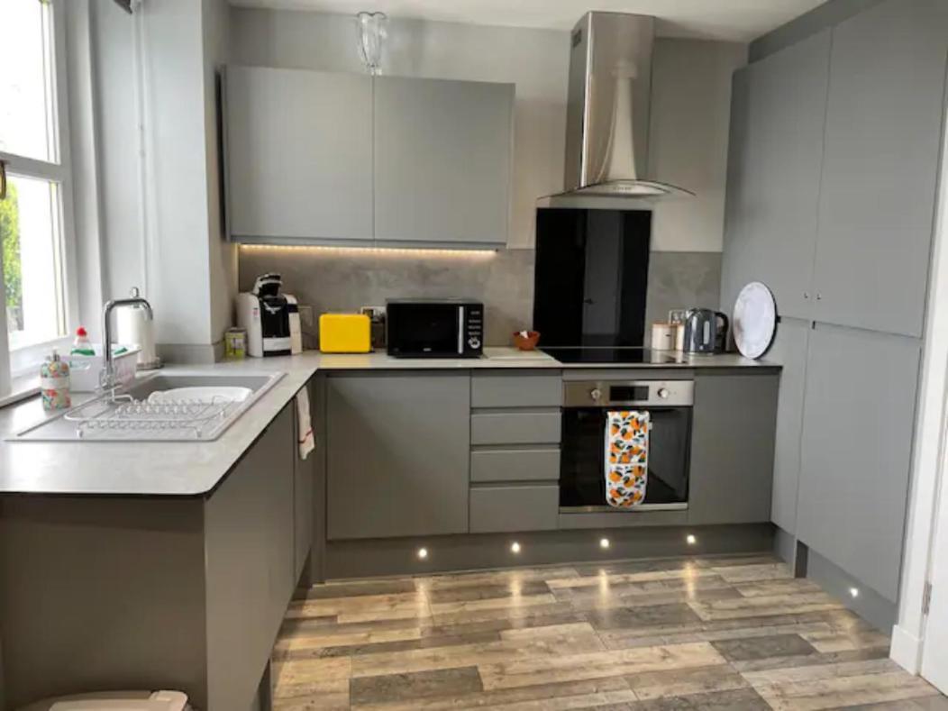 The Holiday Hoose Kinghorn Esterno foto